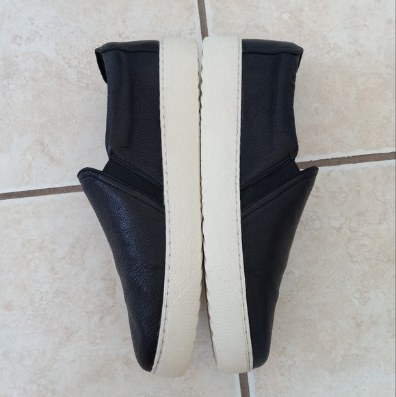 Frye Women's Webster Leather Slip On Loafer in Black 9US - Picture 8 of 12